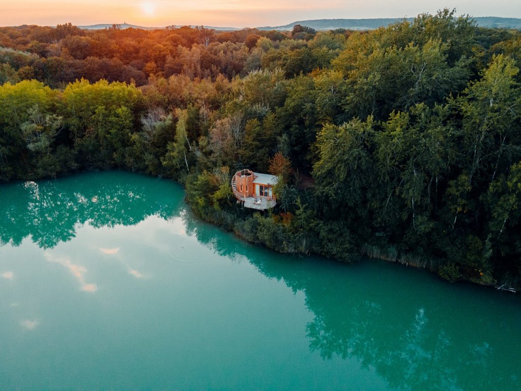 cabane sur l'eau