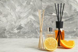 Confection un parfum d'ambiance pour son hébergement insolite