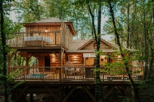 Les lodges de calviac - cabane dans les arbres, sur pilotis