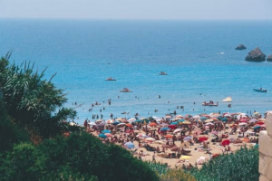 Le séjour insolite soulage les sites en tension