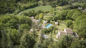 Etablissement insolite à vendre dans le Gard