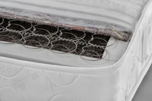 Composition matelas non écologique