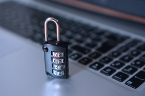 Protéger vos hébergements insolites contre les pirates informatiques