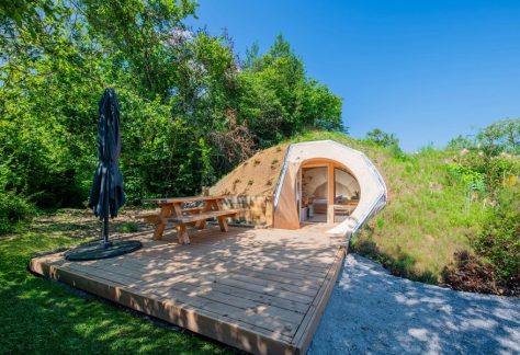 Pourquoi optimiser vos offres d’hébergement insolite pour le mobile ?